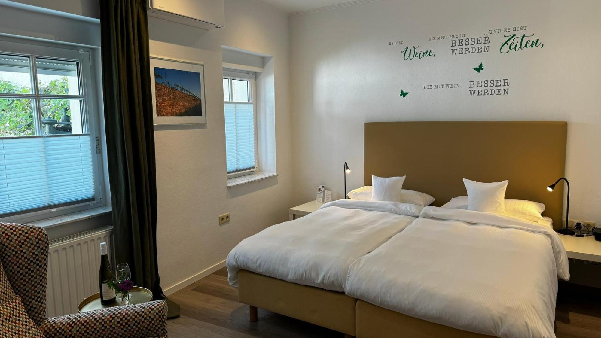 Rhein-Hotel Nierstein Zewnętrze zdjęcie