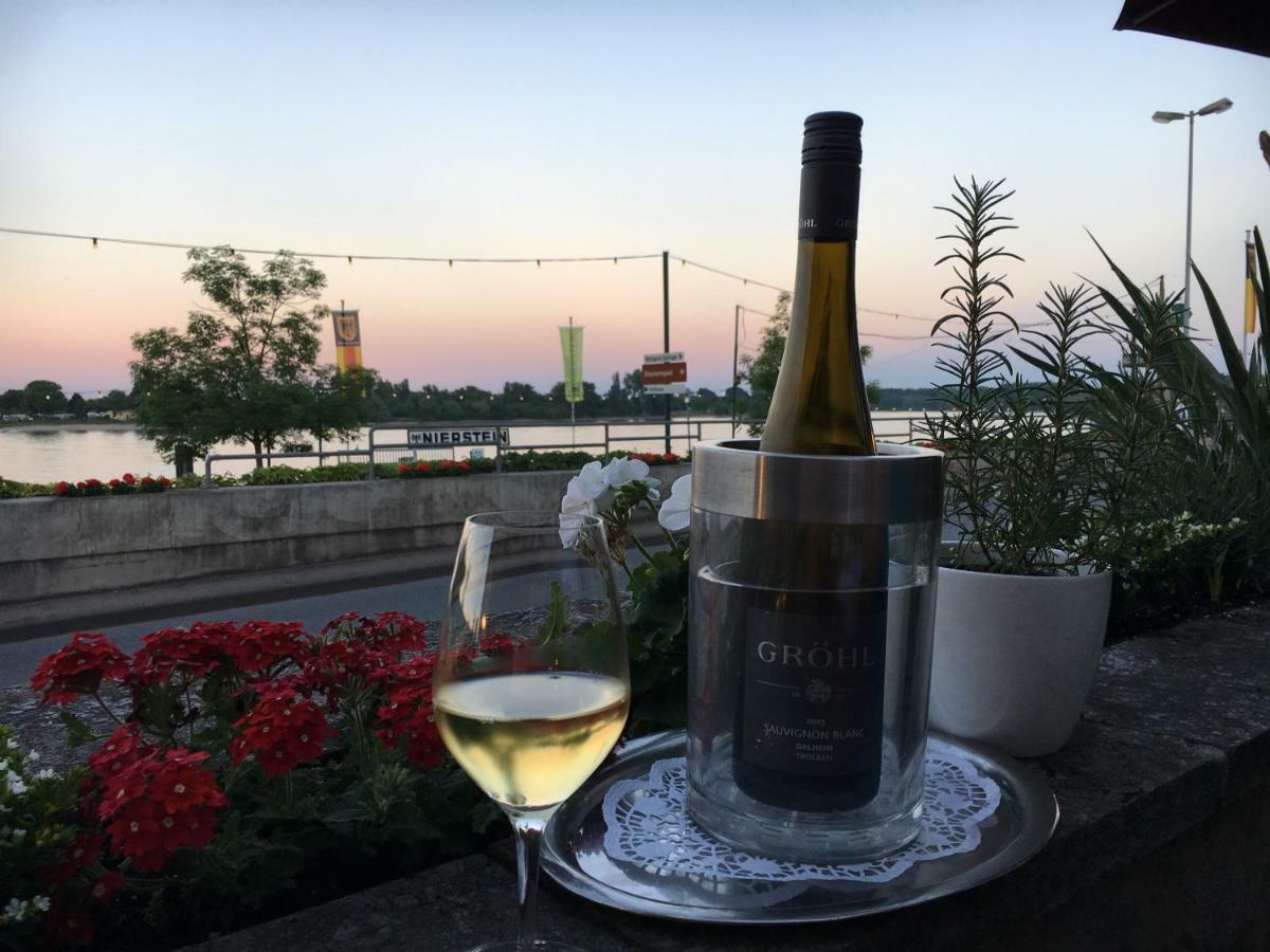Rhein-Hotel Nierstein Zewnętrze zdjęcie